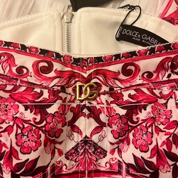 COPY - Dolce and gabbana two piece set - Picture 2 of 6